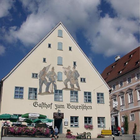 Gasthof Zum Bayerischen Greding Exterior foto